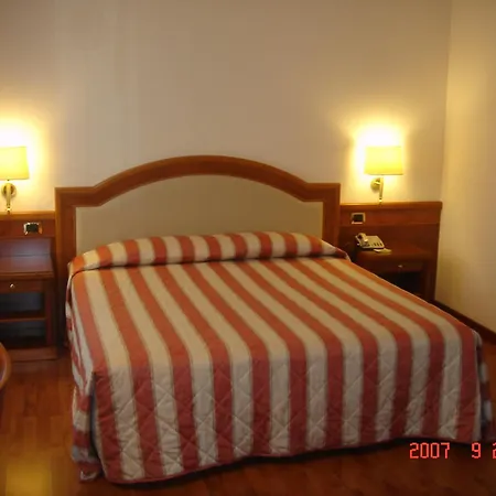 Albergo Corona 3*