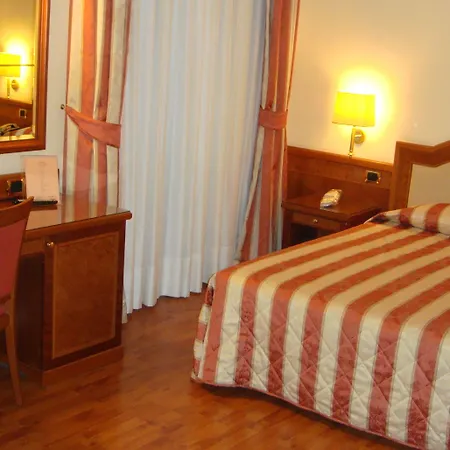 Albergo Corona 3*