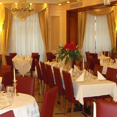 Ξενοδοχείο Albergo Corona Domodossola