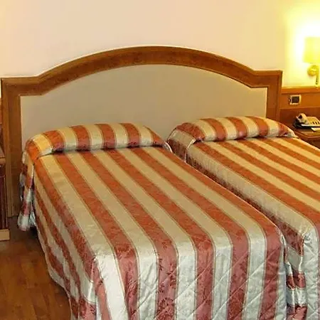 Albergo Corona 3*