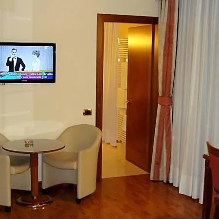Albergo Corona Hotel
