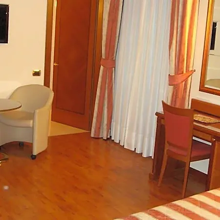 Albergo Corona 3* Domodossola