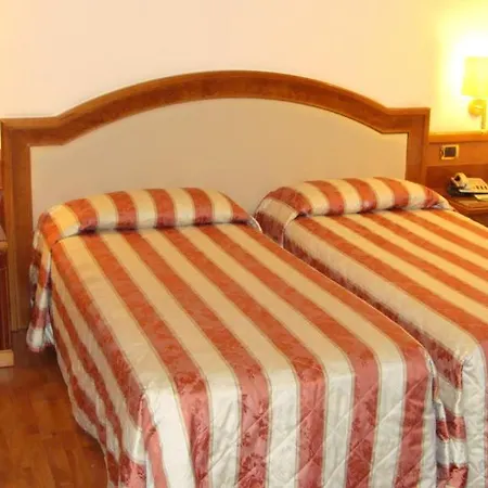 Albergo Corona דומודוסולה