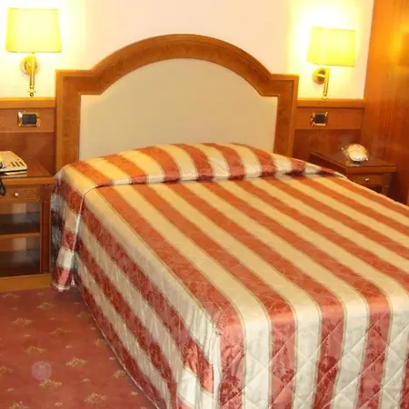 Albergo Corona 3*