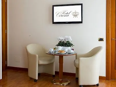 מלון Albergo Corona דומודוסולה