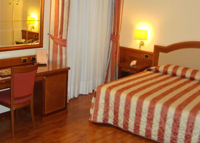 Albergo Corona 3*