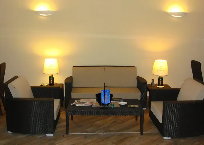 Albergo Corona Hotel